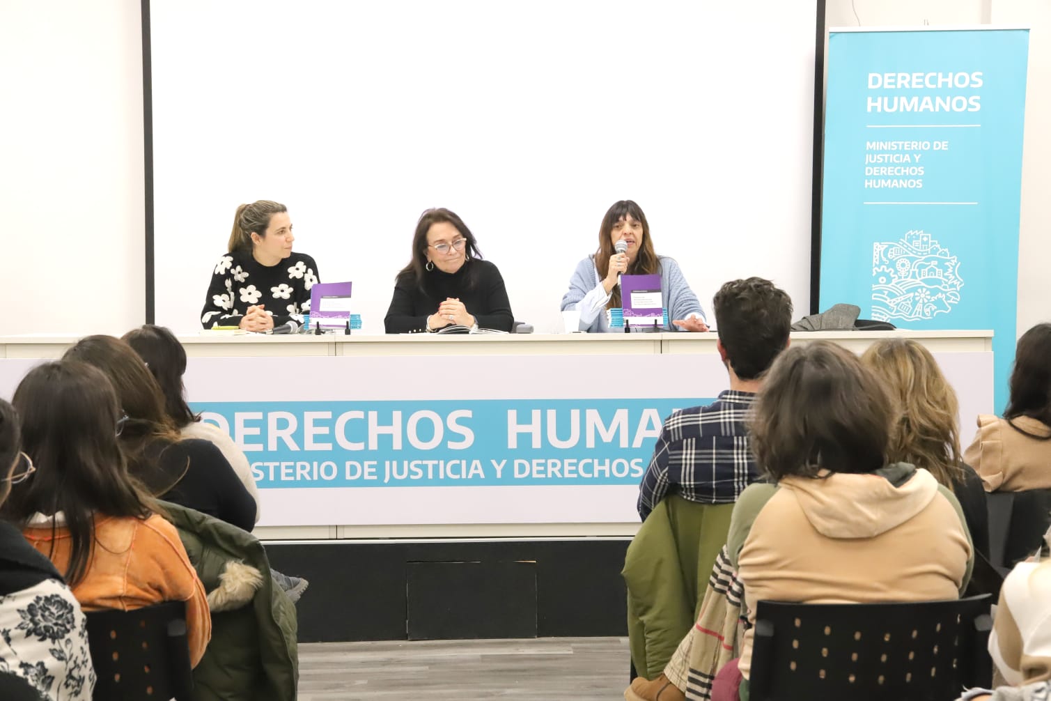 La Subsecretaría de Derechos Humanos presentó el libro Anudamos la Práctica: Equipos de Acompañamiento y su experiencia en territorio bonaerense